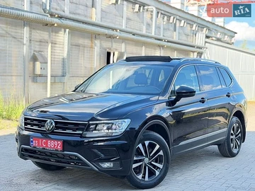 Авто Volkswagen Tiguan 2019 № 8864019