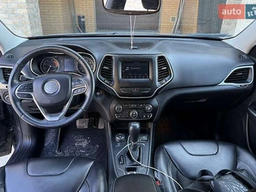 Авто Jeep Cherokee 2018 № 8864023