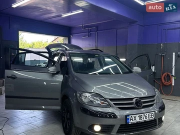 Авто Volkswagen Golf Plus 2008 № 8864361