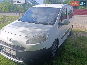 Авто Peugeot Partner 2013 № 8864381