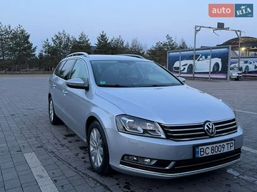 Авто Volkswagen Passat 2011 № 8864416