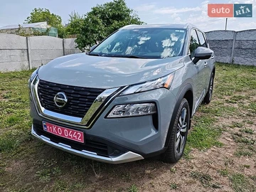 Авто Nissan Rogue 2021 № 8864429
