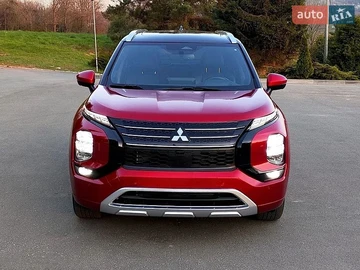 Авто Mitsubishi Outlander 2022 № 8864430