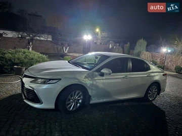 Авто Toyota Camry 2021 № 8864432