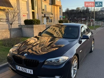 Авто BMW 5 Series 2012 № 8864730