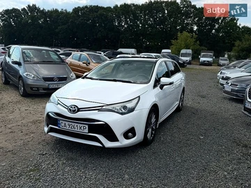 Авто Toyota Avensis 2015 № 8864836