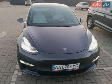 Авто Tesla Model 3 2020 № 8864850