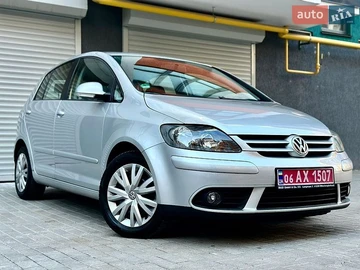 Авто Volkswagen Golf Plus 2008 № 8864936