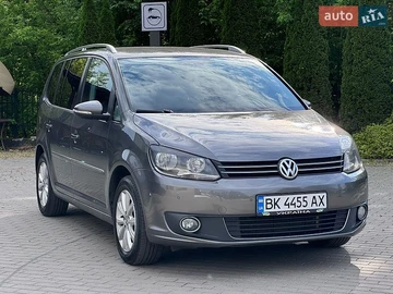 Авто Volkswagen Touran 2013 № 8865005