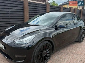 Авто Tesla Model Y 2024 № 8865256