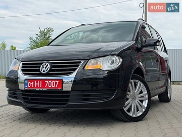 Авто Volkswagen Touran 2009 № 8865344