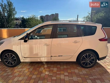 Авто Renault Scenic 2013 № 8865357