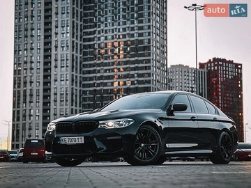 Авто BMW M5 2019 № 8865572