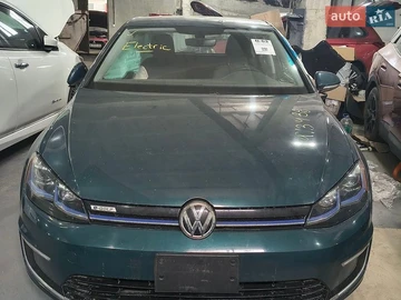 Авто Volkswagen E-Golf 2017 № 8866039