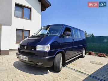 Авто Volkswagen Transporter 2000 № 8866388