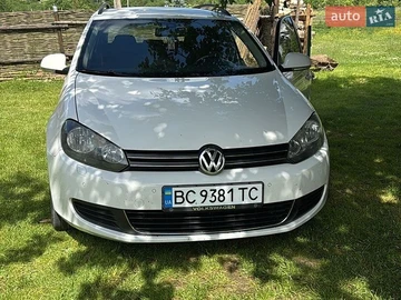Авто Volkswagen Golf 2010 № 8866404