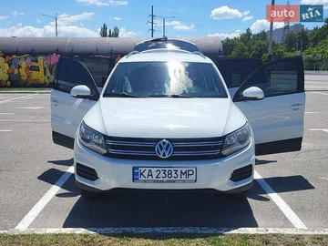 Авто Volkswagen Tiguan 2016 № 8866484