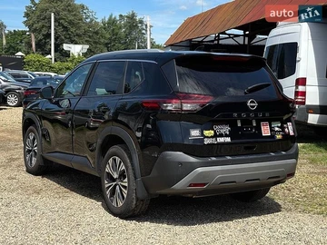 Авто Nissan Rogue 2023 № 8866522