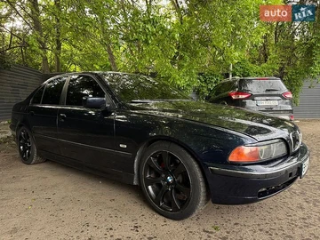 Авто BMW 5 Series 2000 № 8866725