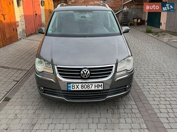 Авто Volkswagen Touran 2007 № 8866877