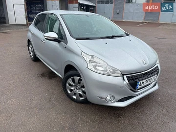 Авто Peugeot 208 2014 № 8866891