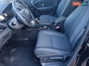 Авто Renault Megane 2013 № 8866900