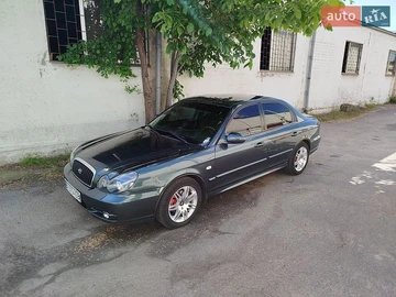 Авто Hyundai Sonata 2002 № 8867312