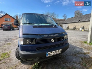 Авто Volkswagen Transporter 2000 № 8867385