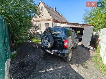 Авто Chevrolet Niva 2010 № 8867801