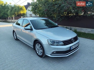 Авто Volkswagen Jetta 2016 № 8867979