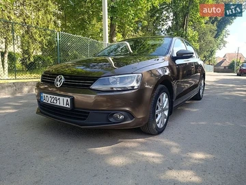Авто Volkswagen Jetta 2012 № 8868153