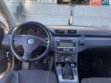 Авто Volkswagen Passat 2007 № 8868374