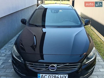 Авто Volvo V60 2016 № 8868486