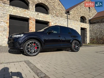 Авто Audi Q7 2018 № 8868612