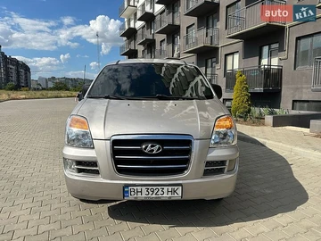 Авто Hyundai H-1 2006 № 8869014