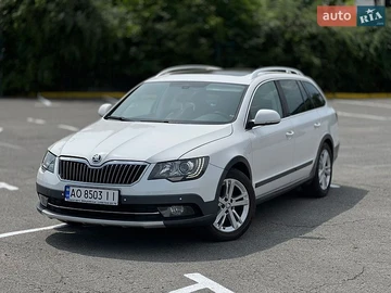 Авто Skoda Superb 2015 № 8869059