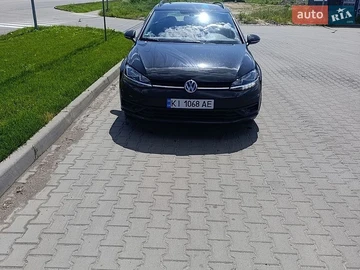 Авто Volkswagen Golf 2019 № 8869075