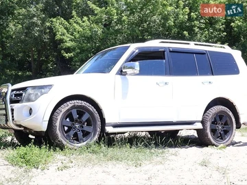 Авто Mitsubishi Pajero 2011 № 8869139