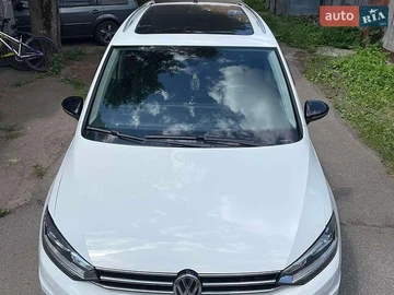 Авто Volkswagen Touran 2019 № 8869144