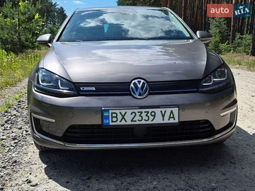 Авто Volkswagen E-Golf 2016 № 8869851