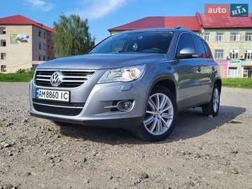 Авто Volkswagen Tiguan 2010 № 8869877