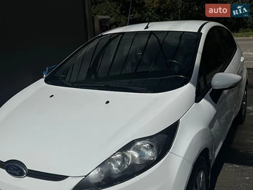 Авто Ford Fiesta 2012 № 8870243