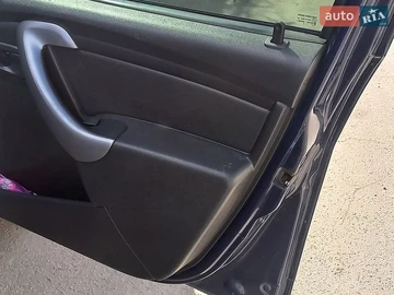 Авто Dacia Duster 2012 № 8870244