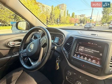 Авто Jeep Cherokee 2015 № 8870426