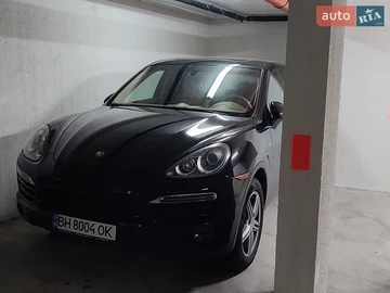 Авто Porsche Cayenne 2013 № 8870465