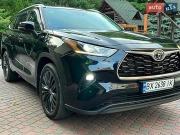 Авто Toyota Highlander 2022 № 8870620