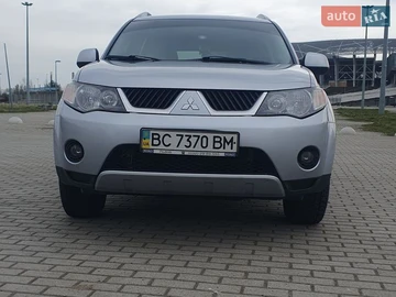 Авто Mitsubishi Outlander Xl 2008 № 8870624