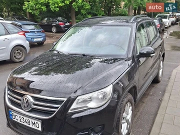 Авто Volkswagen Tiguan 2011 № 8870627