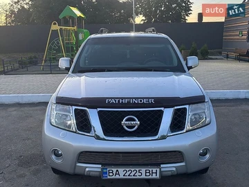 Авто Nissan Pathfinder 2011 № 8870764