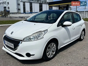Авто Peugeot 208 2013 № 8870943